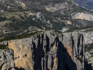 Vue sur les Gorges du Verdon depuis le Point Sublime, falaises et canyon